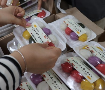 추석맞이 따뜻한 정 가-득한 명절 음식 준비했어요! [경로식당, 노인식사/반찬 배달서비스] 이미지